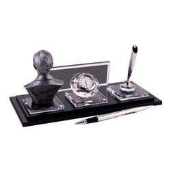 Gümüş Atatürklü Kristal Masa İsimliği KC1610 - (1)